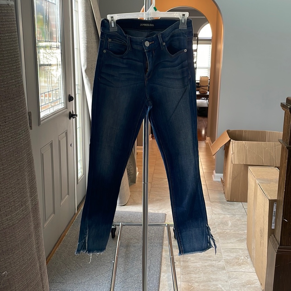 Express ankle jeans